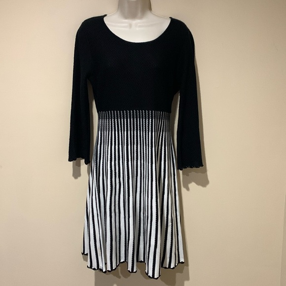 Calvin Klein Dresses & Skirts - Calvin Klein dress